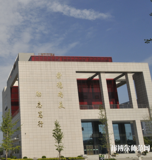 河南2020年幼師學(xué)校是中專(zhuān)還是大專(zhuān)