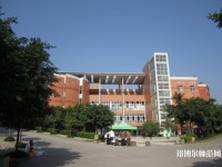 昆明2021年中專幼師學(xué)?？梢钥即髮? /><b>昆明2021年中專幼師學(xué)校可以考大專嗎</b><span>2020-12-17 10:48</span><p>中專幼師學(xué)?？梢钥即髮?初中畢業(yè)后，很多同學(xué)由于許多方面的原因沒有選擇就讀高中，而是選擇了就讀職業(yè)院校，而在職業(yè)院校中</p></a></li>
            <li><a href=