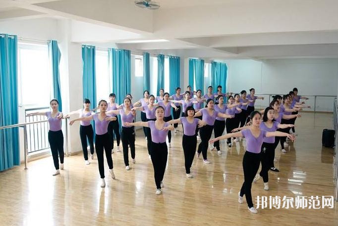 廣州2020年幼師學校什么專業(yè)適合女生