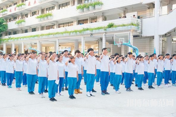 廣州2020年女生上幼師學校學什么專業(yè)好