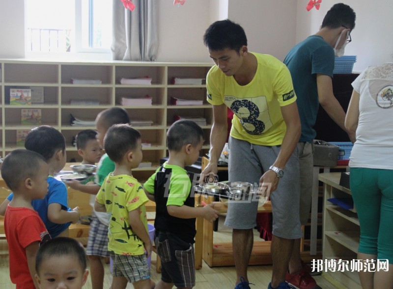 南京2020年幼師學(xué)校有什么專(zhuān)業(yè)適合男生