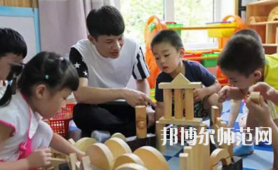 蘭州2020年男生讀幼師學校學什么專業(yè)好