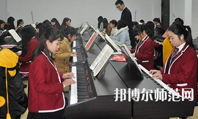 蘭州2020年女生讀幼師學校學什么好