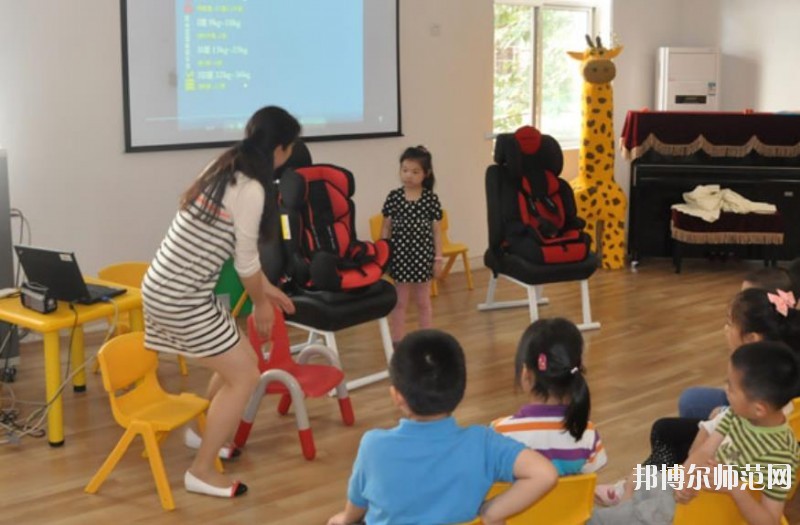 廣州2020年幼師學校畢業(yè)是什么文憑