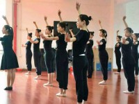云南2021年讀幼師學(xué)?？梢钥即髮W(xué)嗎