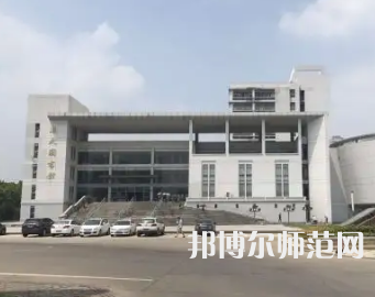 安徽大學(xué)師范學(xué)院龍河校區(qū)2023年報(bào)名條件、招生要求、招生對(duì)象